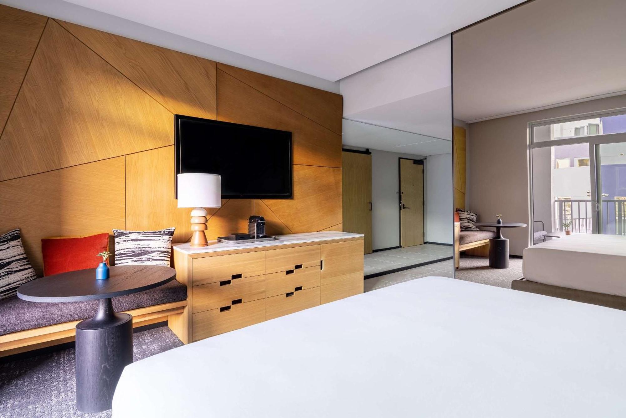 The Shay, A Destination By Hyatt Hotel