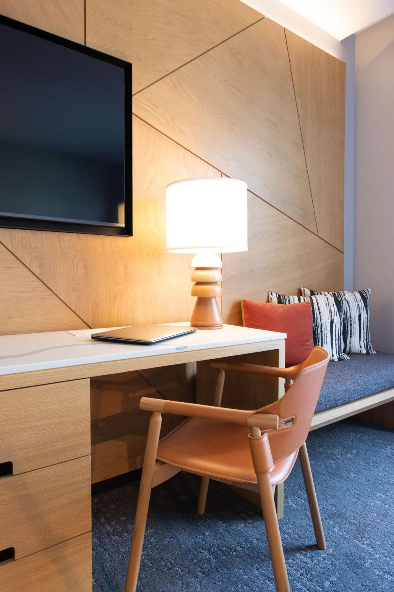The Shay, A Destination By Hyatt Hotel 4*